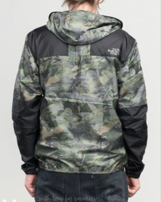 Мъжка ветровка THE NORTH FACE . Размер L