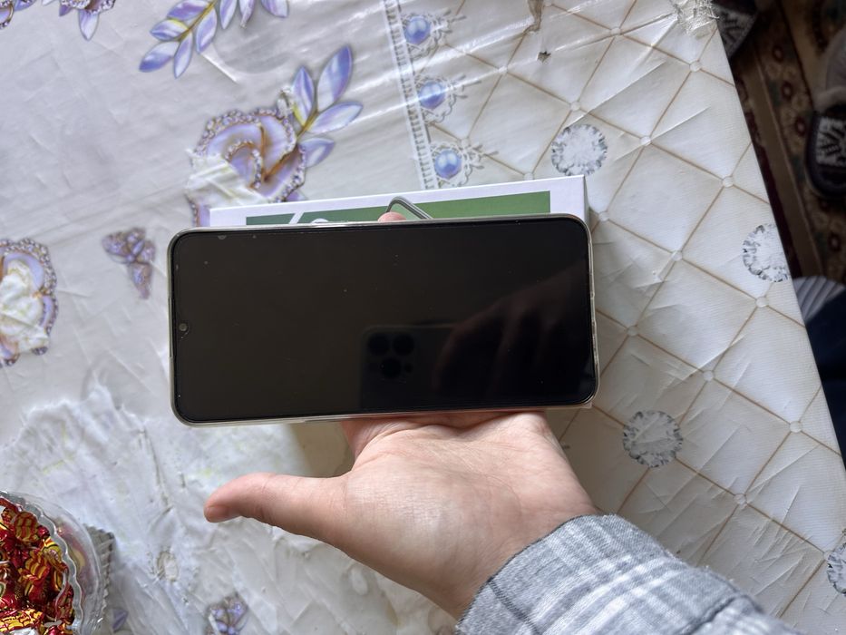 Продам сотовый телефон из фирмы оппо