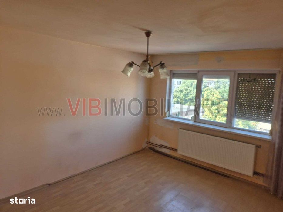 3 camere | Piața Doina | 55 mp | Centrală proprie