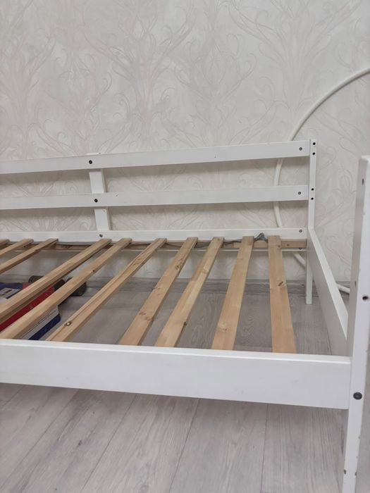 Срочно продам кровать