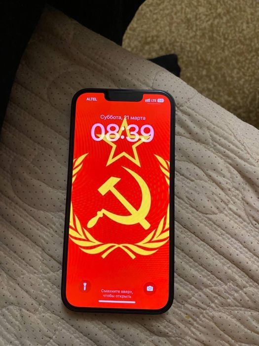 Продам айфон 13 128 гб