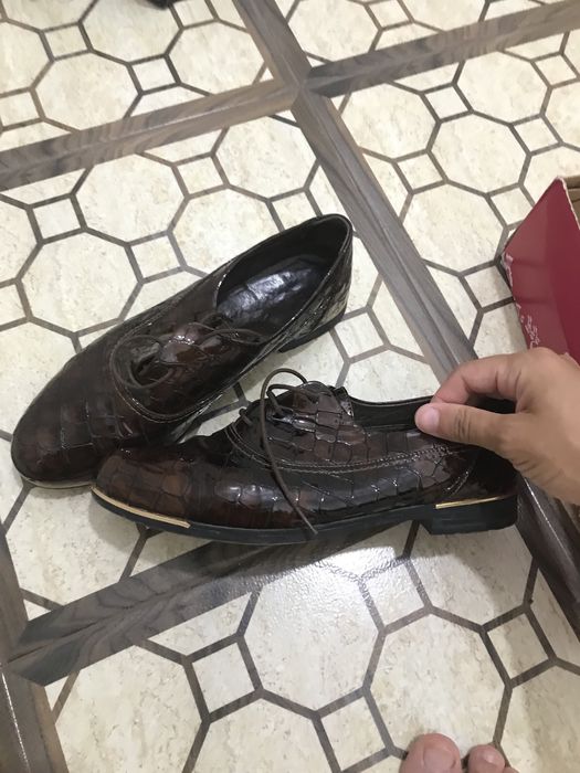 Кожаные ботинки