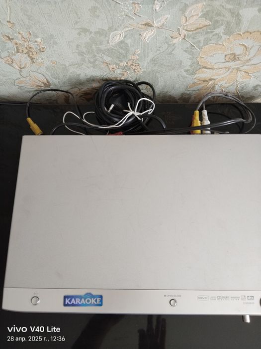 Видеомагнитофон DVD