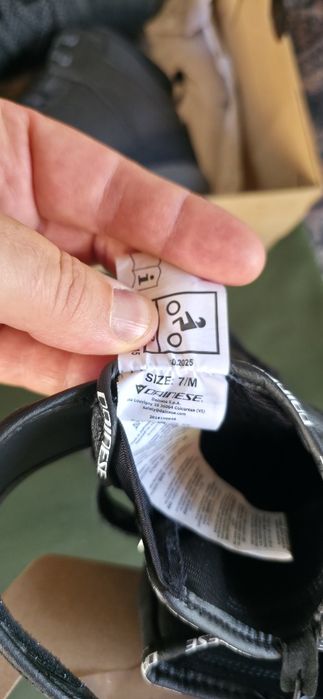 Mănuși moto Dainese Reacto Carbon noi ,mărimea 40