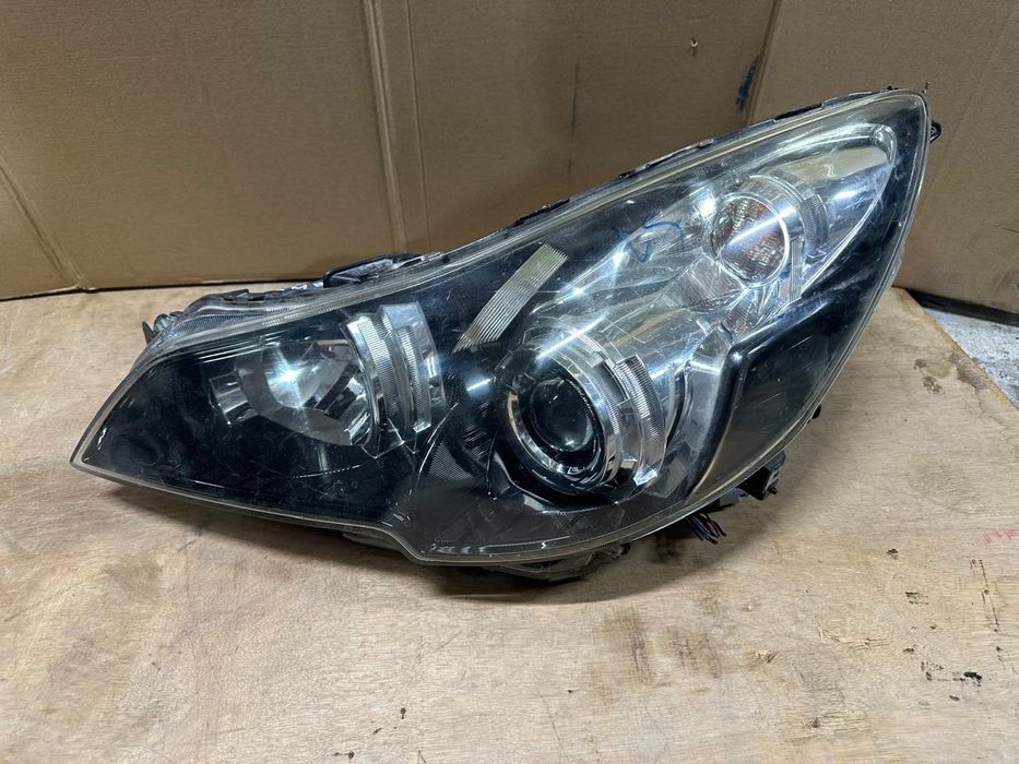 Передние фары Subaru Legacy BR