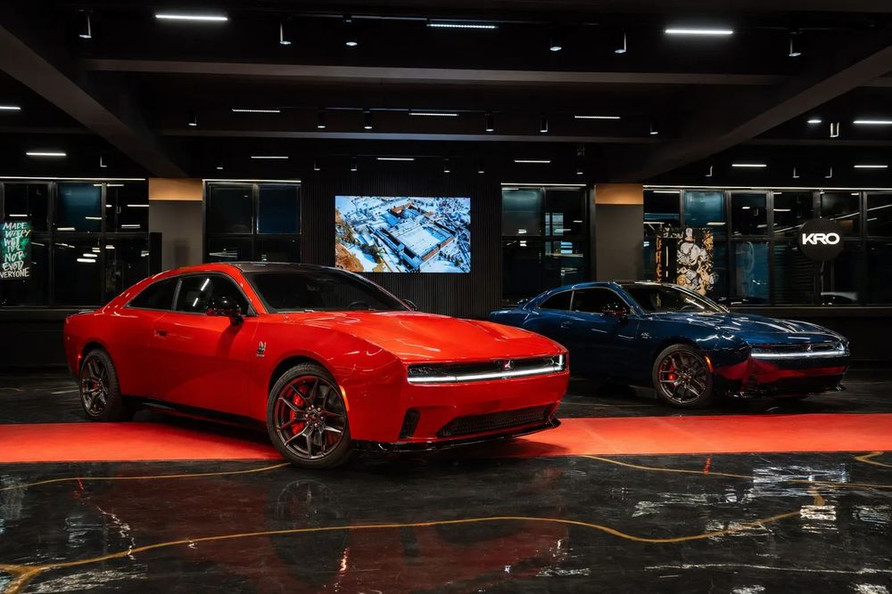 Dodge Charger Dodge Charger Daytona AWD | 2 Available | Stage 2 & R/T