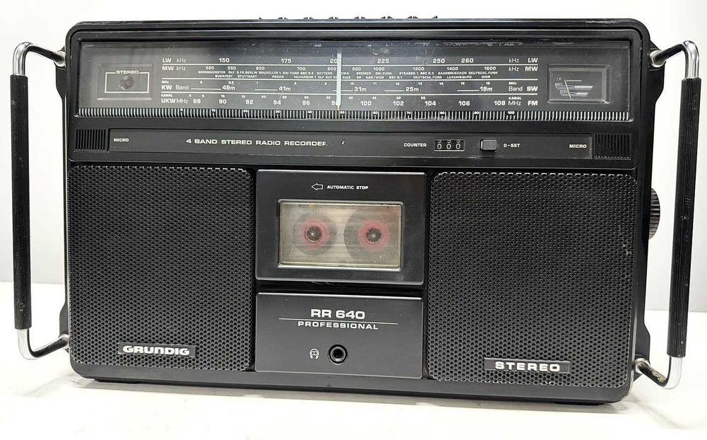 Grundig RR 640 Professional 4 Benzi Super Stereo Germany cu amplificator