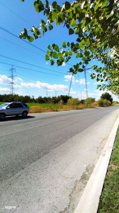 Terenuri intravilane 4550 MP, deschidere la stradă 32 m
