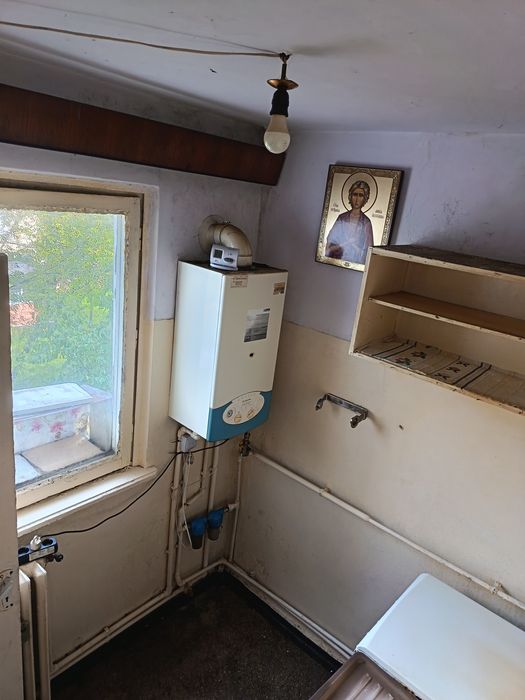 Apartament 2 camere zona Alexandru cel Bun