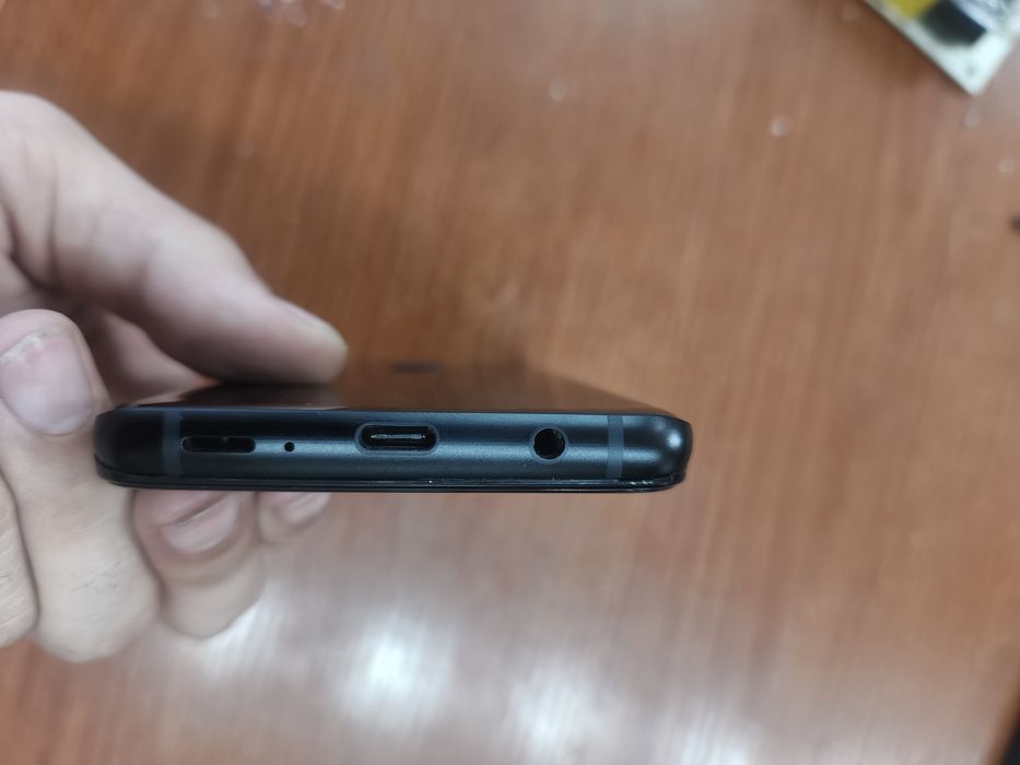 Samsung galaxy S9 plus 6/64 корея