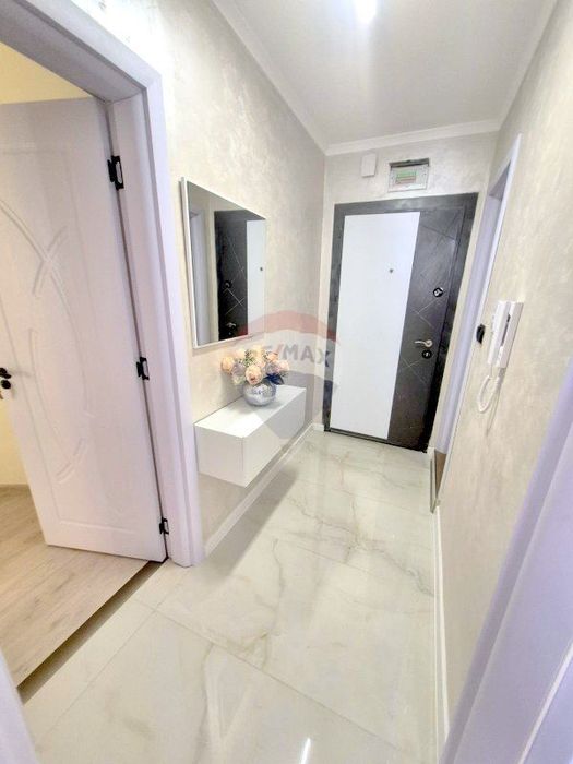 Дава се под наем Двустаен апартамент в Варна, Базар Левски - 40 кв.м за 433.5 € - Снимка #11