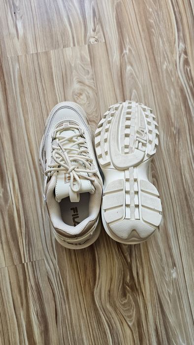 Маратонки FILA нови