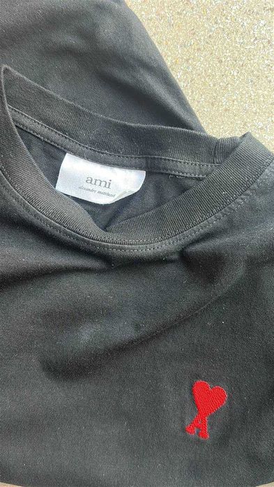 Ami Paris Black Heart Logo T-shirt