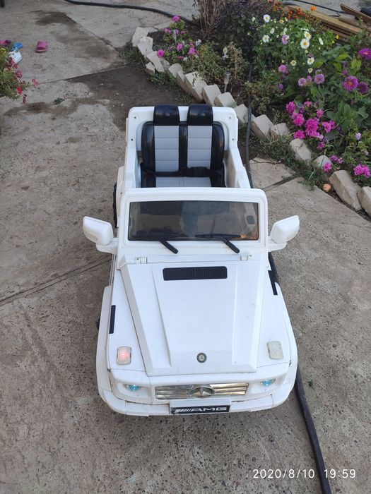 Продам детский электромобиль