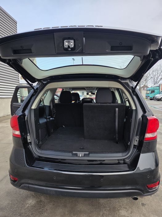 Fiat Freemont 7 locuri