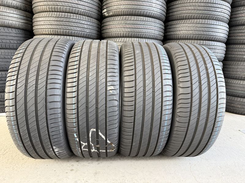 235/45/18 MICHELIN 4бр