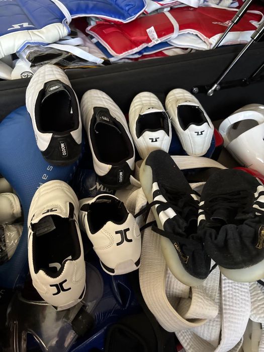 Echipament sportiv taekwondo