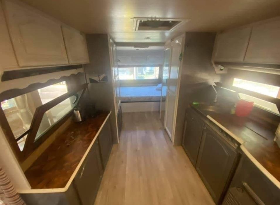 Каравана на к. Юг