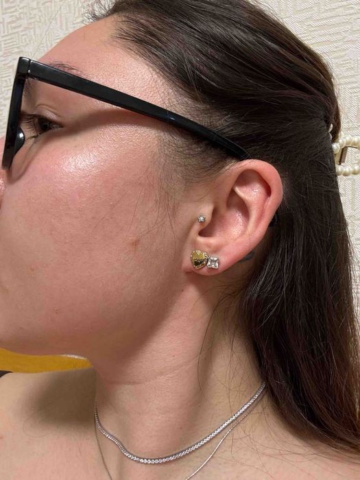 Продам комплект GUESS