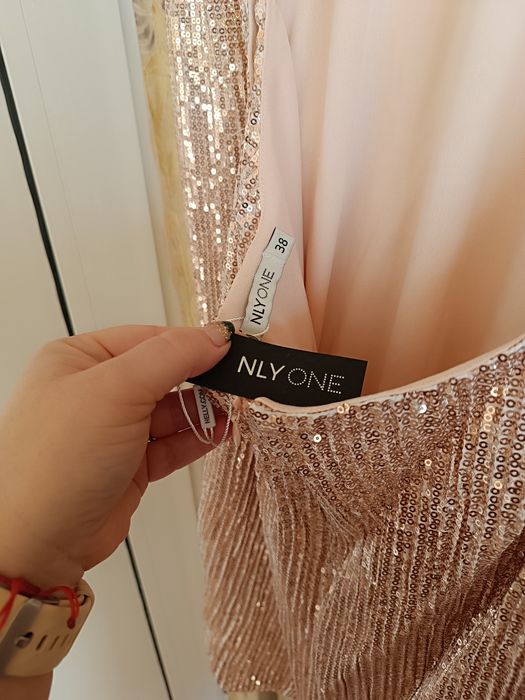 Рокля за празниците