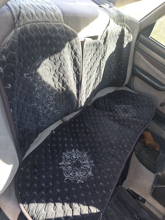 Чехлы в машину универсальные