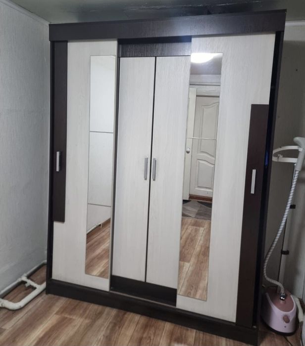 Продам       шкаф