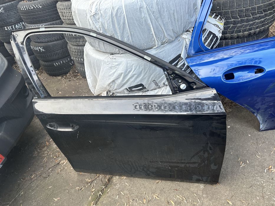 Skoda Octavia 4 2022 предна дясна врата