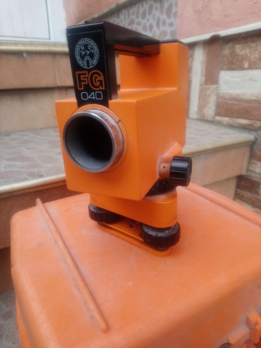 Теодолит  Автоматичен Нивилир FG 040