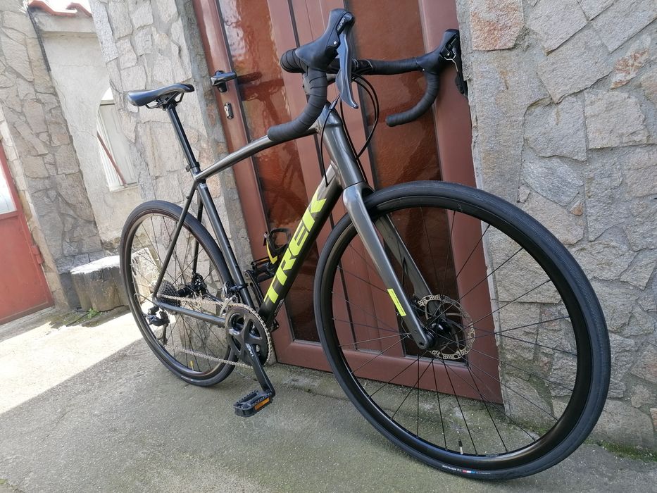 Шосеен TREK Domane Disc, Shimano Sora