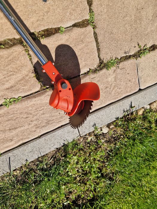 Продавам тример,храсторез