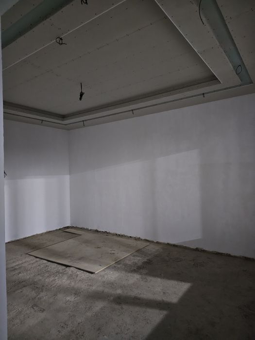 Участка сотилади 6хона 2 сотих 5 санузел комолон махалла дружба