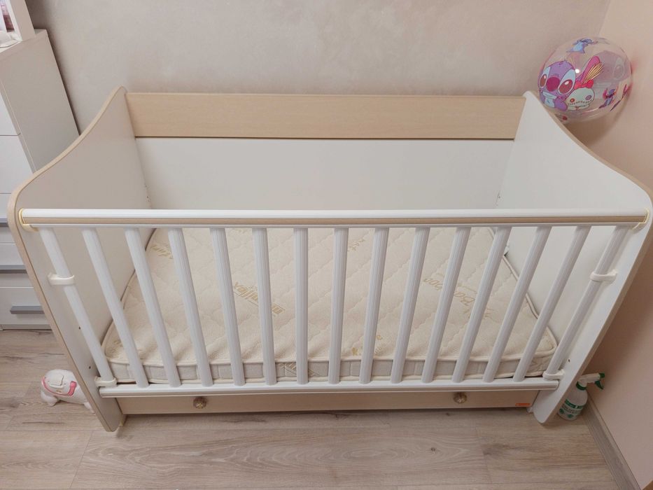 Бебешко легло в добро състояние