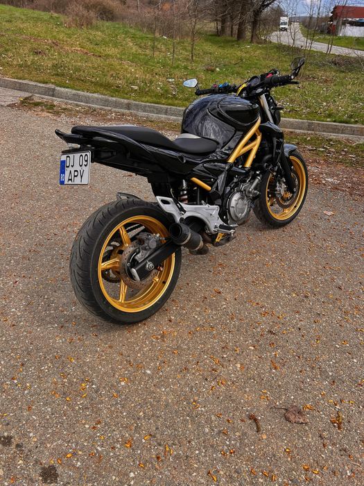 Suzuki gladius 650 A2