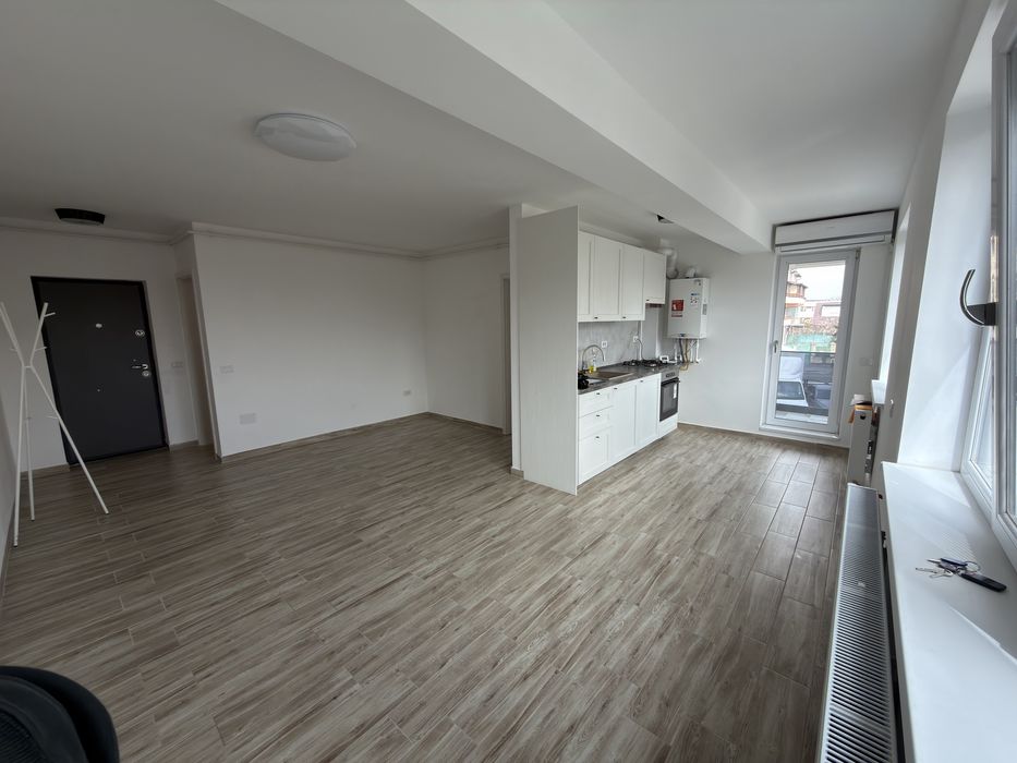 Inchiriez ap 2 camere pentru birou