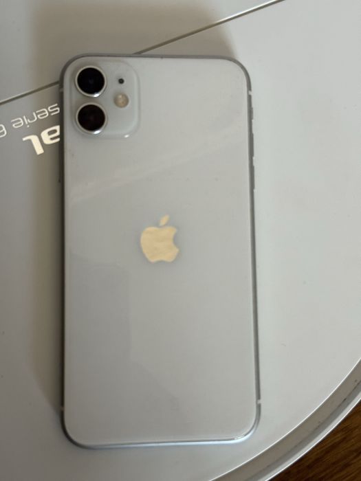 Айфон 11 256гб продам