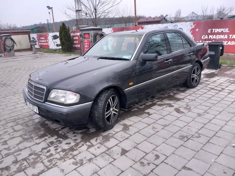 Mercedes Benz C180, W202