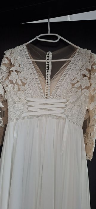 Vând rochie de mireasă