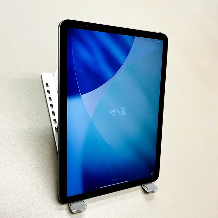 iPad AIR 4th gen A2316 64GB Space Gray + Кутия + Зарядно [ Отличен ]