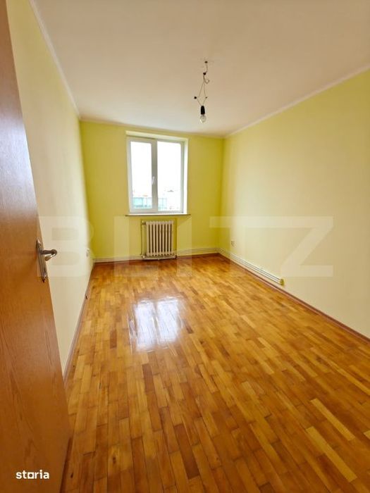 Apartament 4 camere, 75 mp, zona Centrala