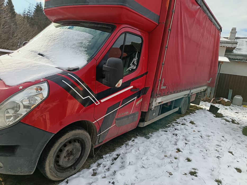 Vând Renault master
