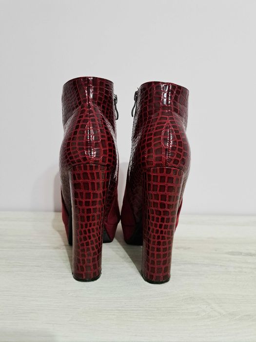 Дамски боти на ток STEFANIA - Бордо