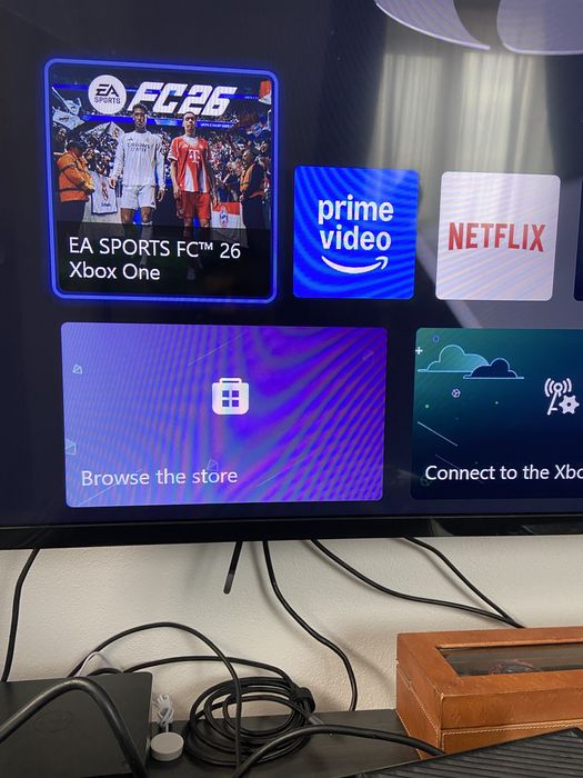 Xbox one plus controller