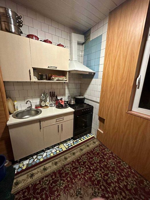 СРОЧНО Продается  кв ор-р Ало ресторан  4-ком/4/4 р-н Каракамыш 2/1,