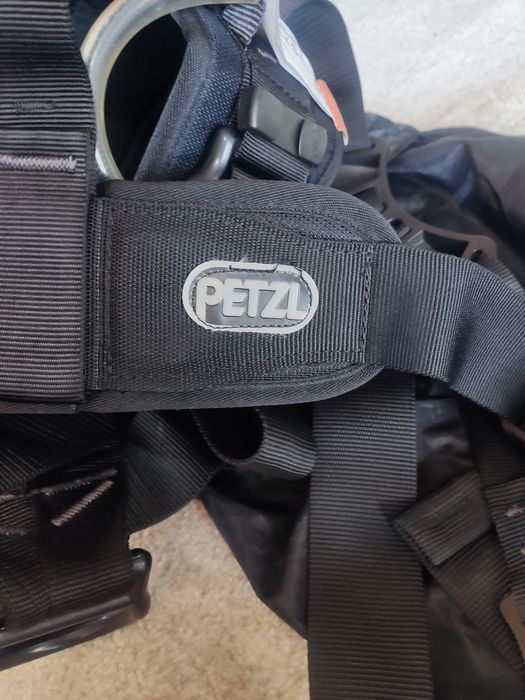 Сбруя (седалка) за височинна работа Petzl Navaho