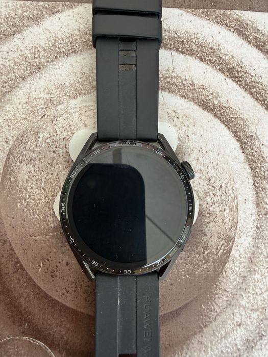 Продавам часовник HUAWEI GT-3