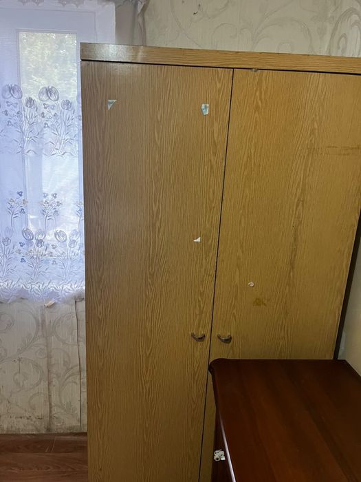 Отдам даром прихожую