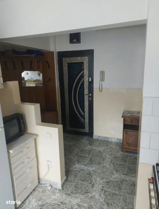 Apartament cu 2 camere, semidecomandat, etaj 4 din 4 , Blv. Muncii, Mi — fotografia 2