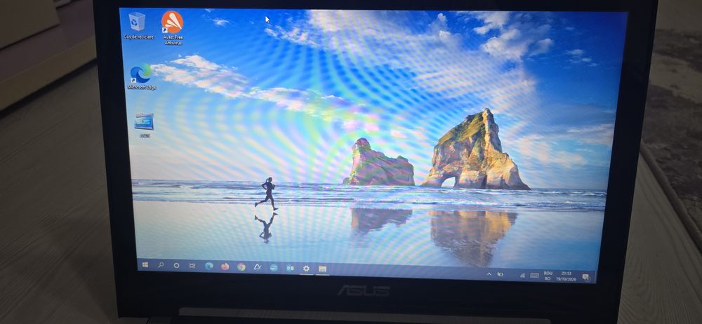 Laptop ASUS  model  S550CM an 2013
