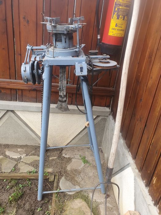 Vand mașina confecționat ciorapi