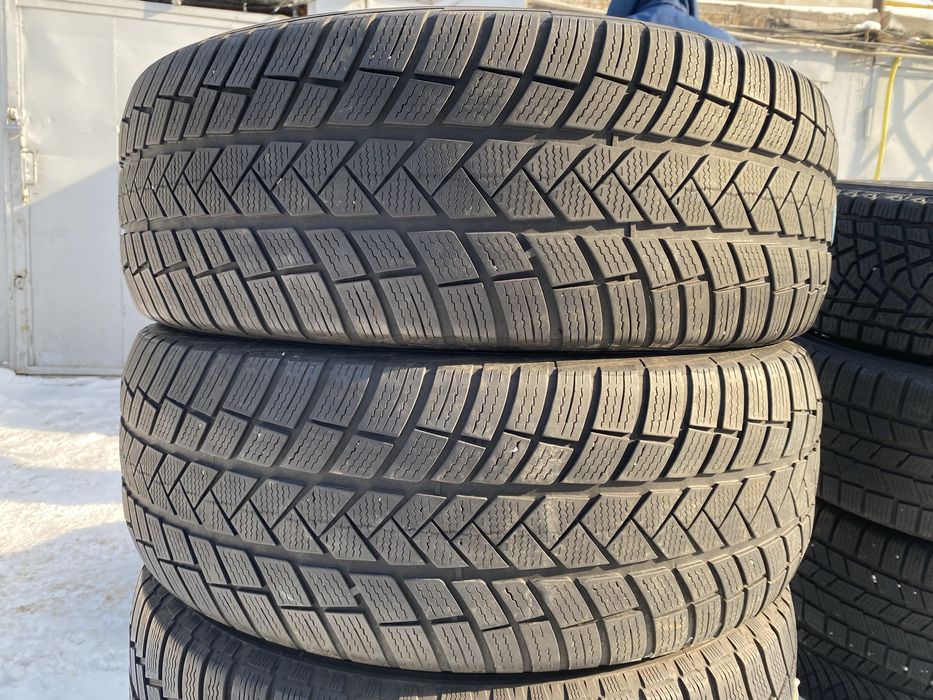 Шины 255/60/18 пара бу